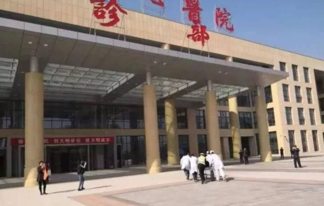 直升機(jī)緊急出動(dòng)！讓高速公路直升機(jī)救援成為常態(tài)！為生命爭(zhēng)分奪秒！